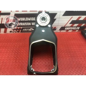 Cadre avec carte grise 