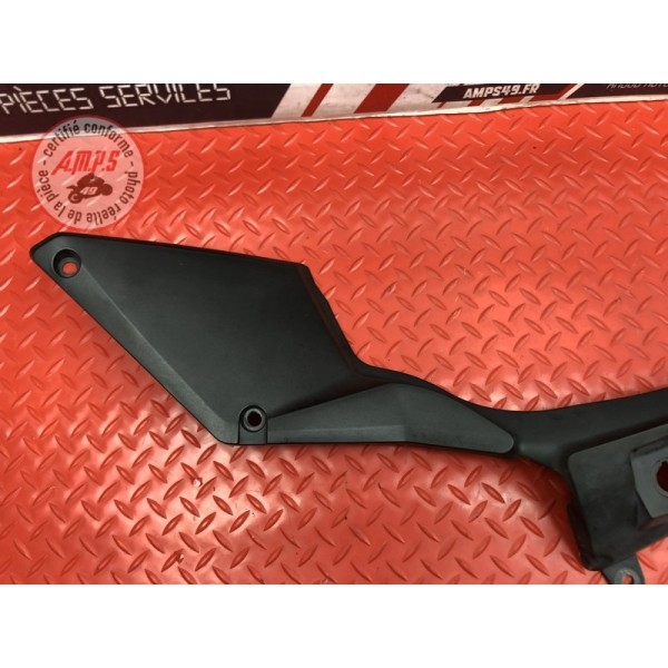 Cache sous reservoir gauche Suzuki DL 1000 V-STROM 2017 à 2019 