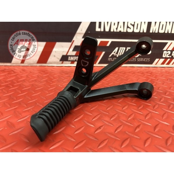 Platine repose pied passager droite Suzuki DL 1000 V-STROM 2017 à 2019 