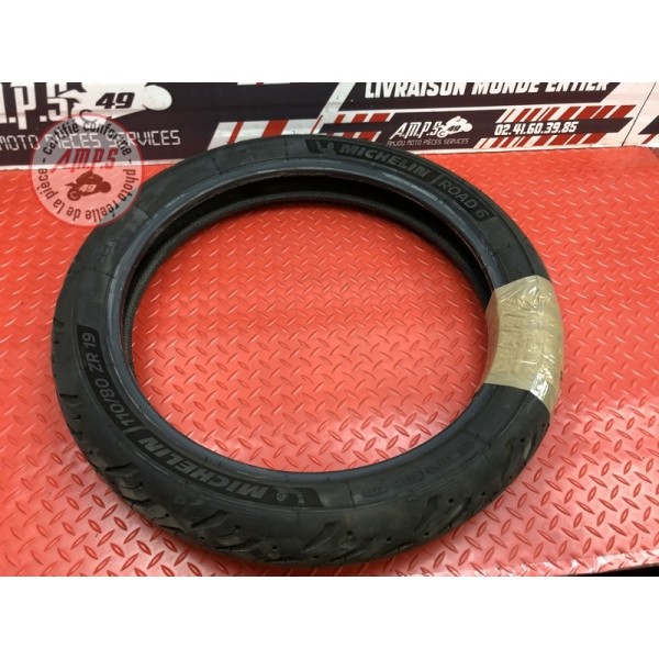 Pneu Michelin Road 6 110-80ZR19