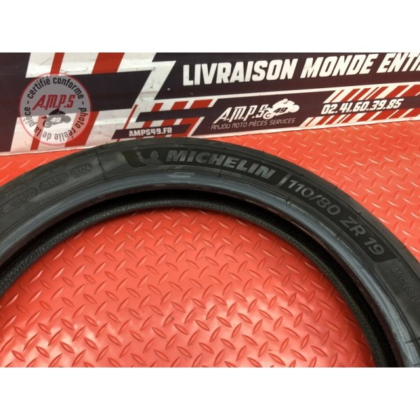 Pneu Michelin Road 6 110-80ZR19