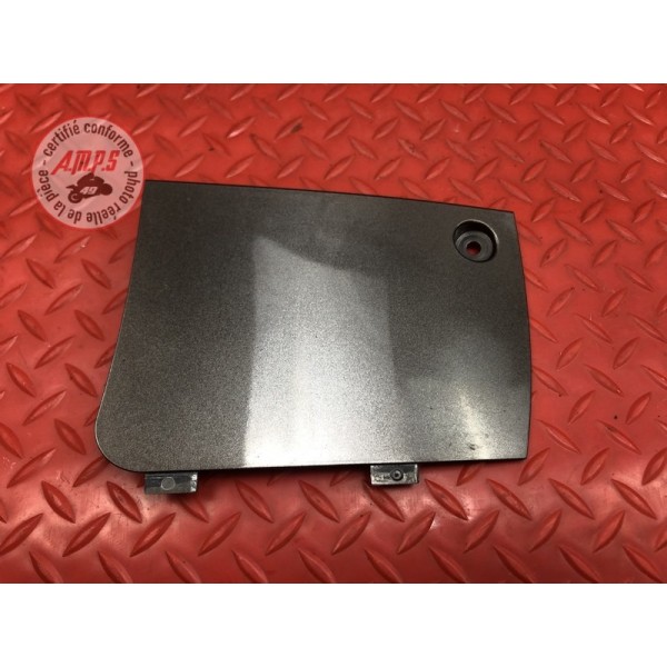 Cache plastique sur flanc droit Kawasaki 1400 GTR 2010 à 2014