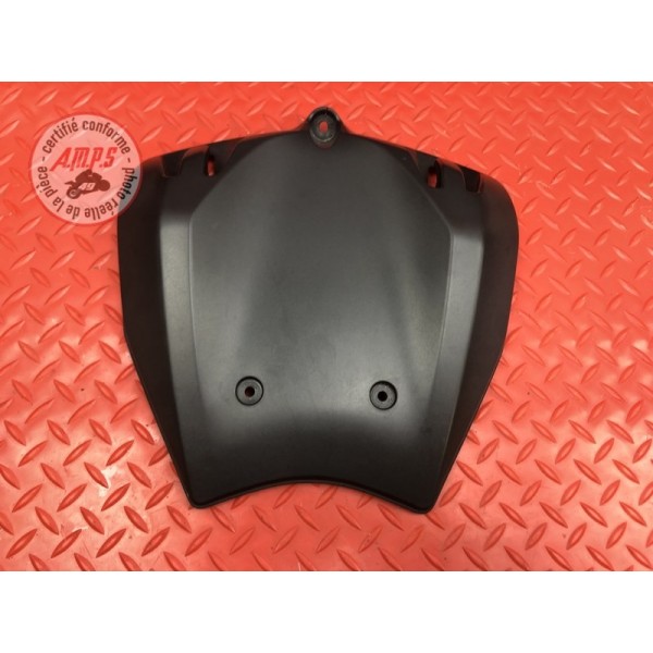 Cache plastique sur réservoir Kawasaki 1400 GTR 2010 à 2014