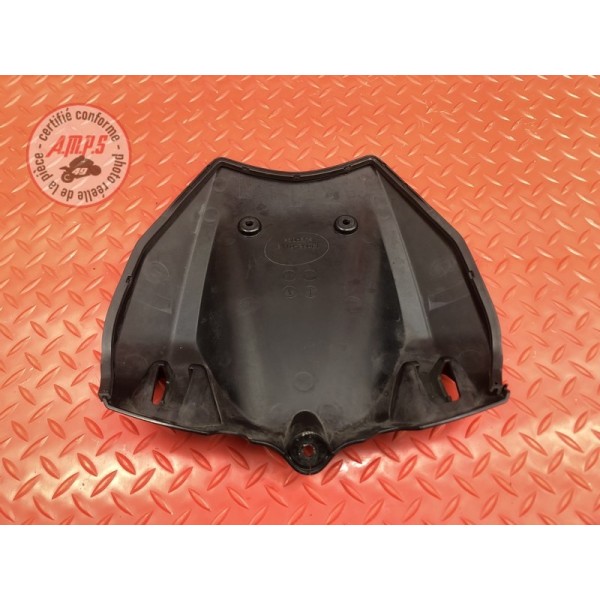 Cache plastique sur réservoir Kawasaki 1400 GTR 2010 à 2014