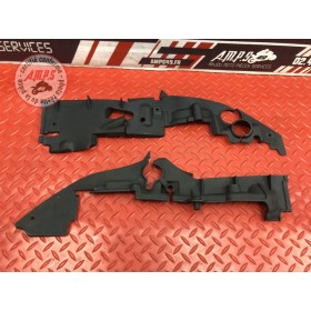 Protection caoutchouc sur moteur