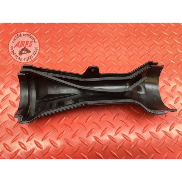 Cache sur bras oscillant Kawasaki 1400 GTR 2010 à 2014