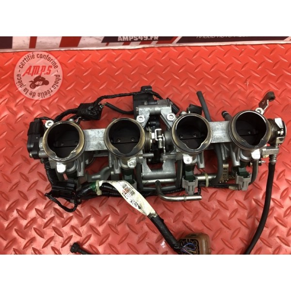 Rampe d'injection Kawasaki 1400 GTR 2010 à 2014