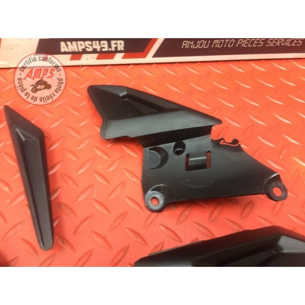 Cache cadre Triumph Street Triple 675 R 2013 à 2016