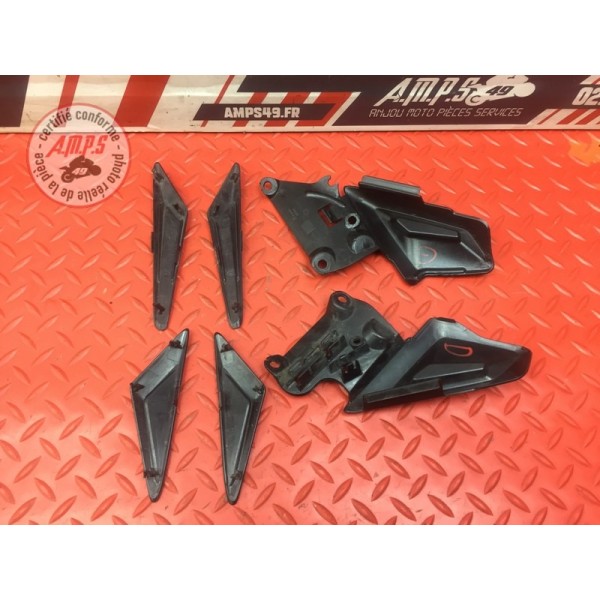 Cache cadre Triumph Street Triple 675 R 2013 à 2016