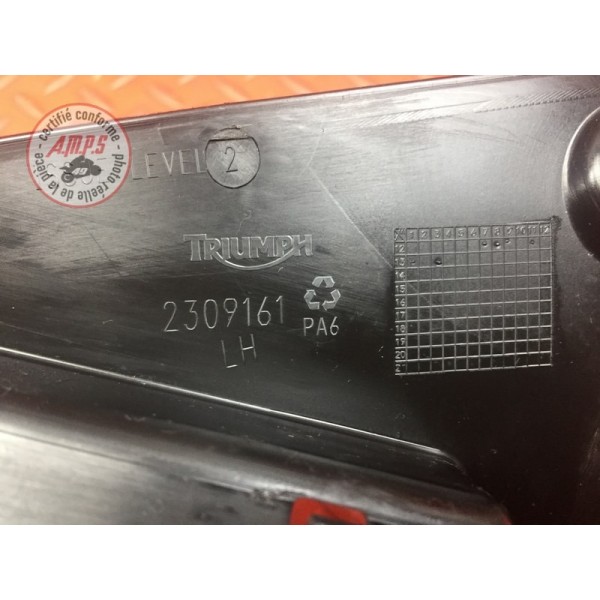 Cache interieur d'écope radiateur gauche Triumph Street Triple 675 R 2013 à 2016