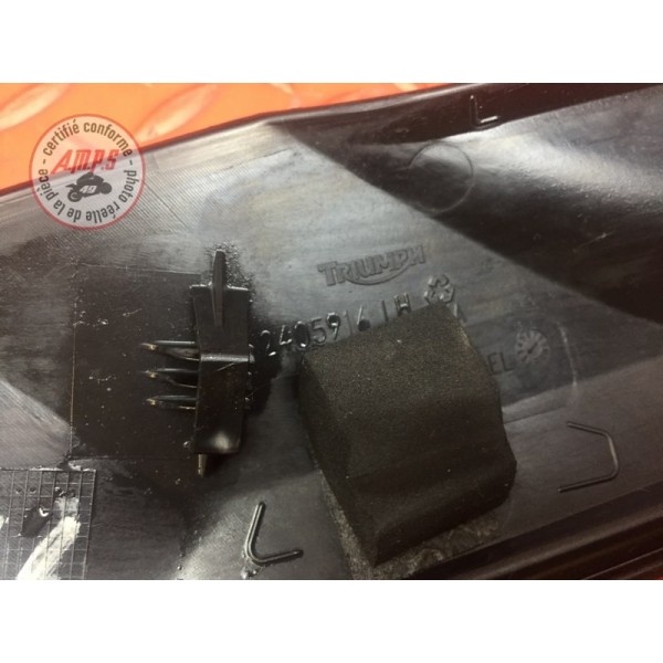 Cache sous reservoir gauche Triumph Street Triple 675 R 2013 à 2016
