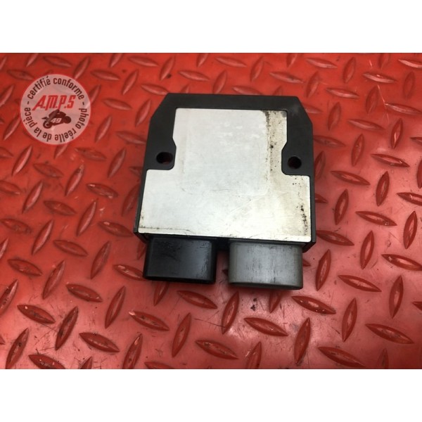 Regulateur de tension Triumph Street Triple 675 R 2013 à 2016