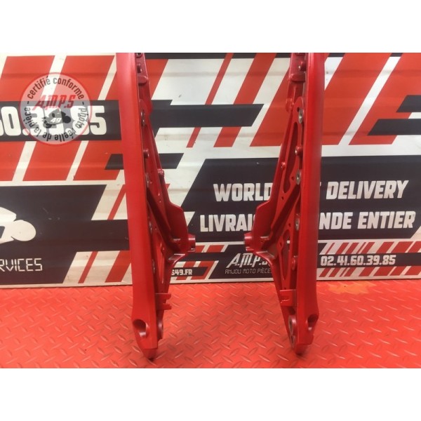 Boucle arriere Triumph Street Triple 675 R 2013 à 2016