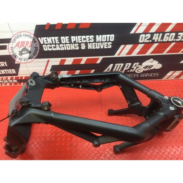 Cadre avec carte grise Triumph Street Triple 675 R 2013 à 2016