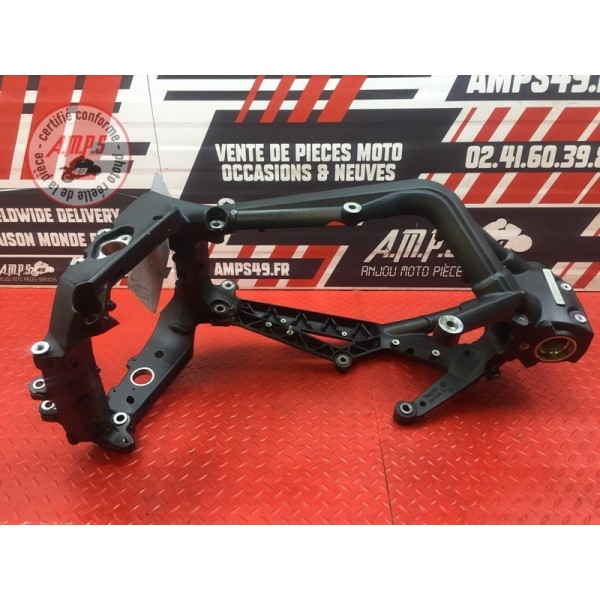 Cadre avec carte grise Triumph Street Triple 675 R 2013 à 2016