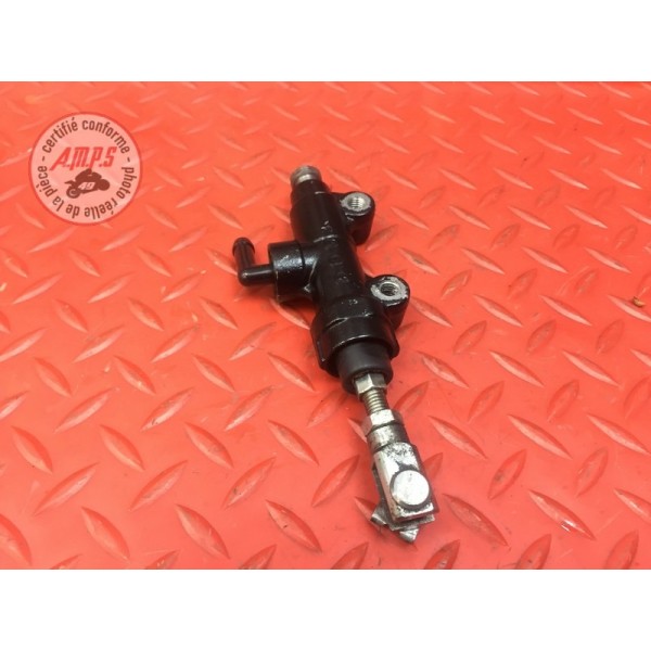 Maitre cylindre de frein arriere Triumph Street Triple 675 R 2013 à 2016