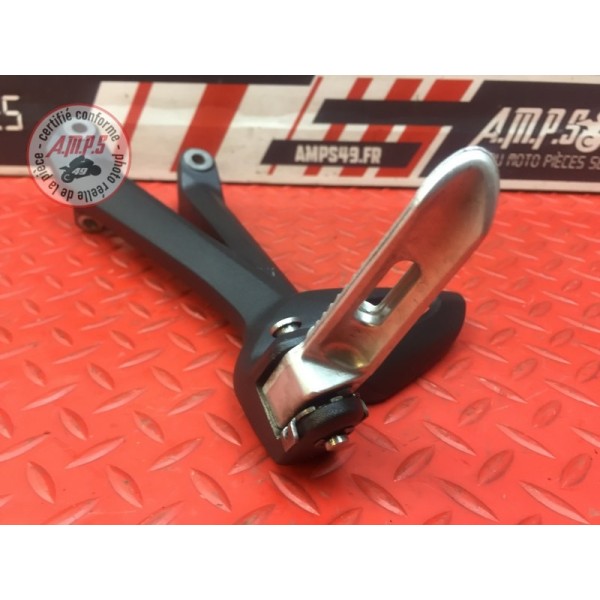 Platine repose pied passager gauche Triumph Street Triple 675 R 2013 à 2016