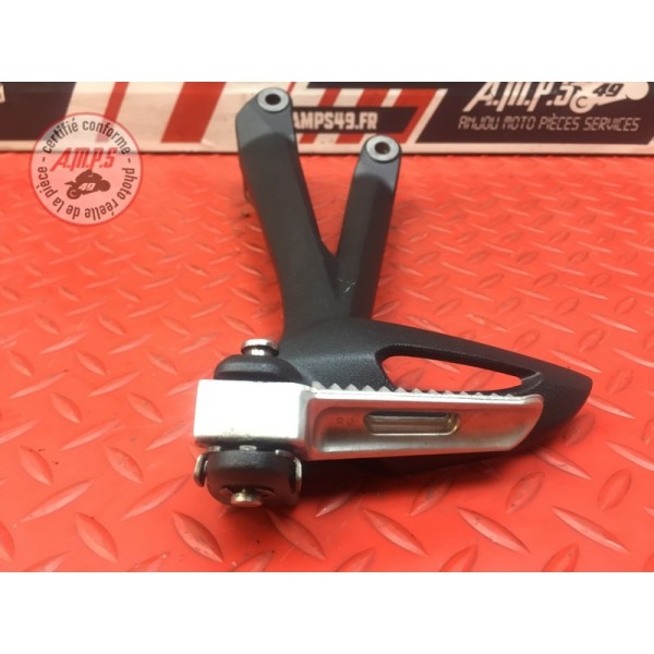 Platine repose pied passager gauche Triumph Street Triple 675 R 2013 à 2016