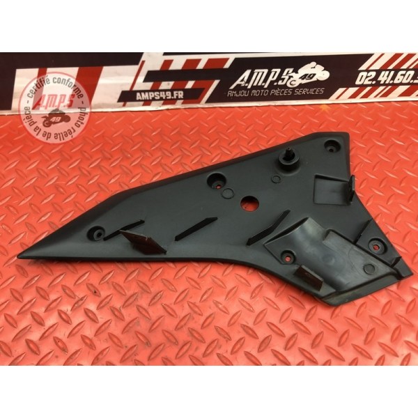 Cache interieur sur flanc droit Yamaha MT-09 Tracer GT 2018 à 2020