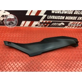 Cache plastique sous selle droit Yamaha MT-09 Tracer GT 2018 à 2020