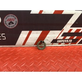 Entretoise d'axe de roue arriere