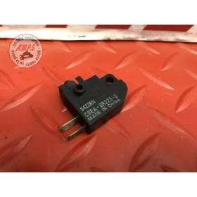 Contacteur de frein avant 