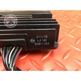 Regulateur de tension 