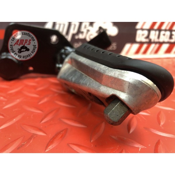 Platine repose pied droite Suzuki DL 650 V-STROM 2012 à 2016