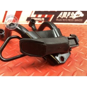 Platine repose pied passager droite 