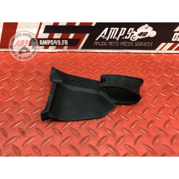 Cache plastique gauche sur boucle arrière MV-Agusta 800 Brutale RR 2017 à 2025