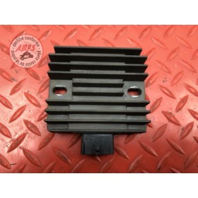 Regulateur de tension 