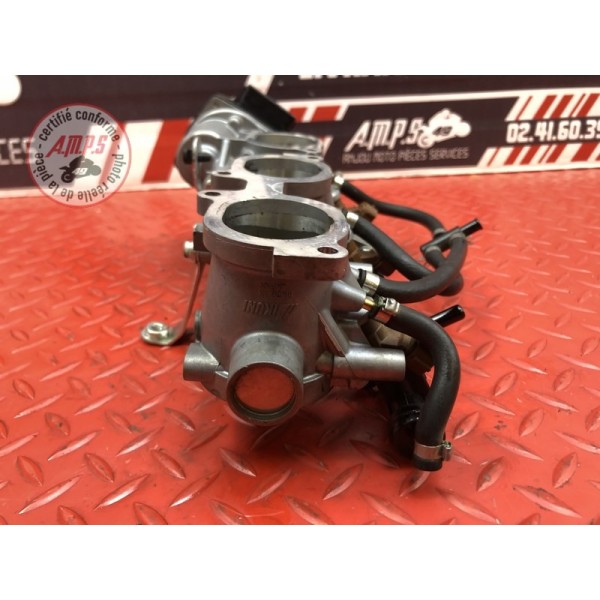 Rampe d'injection MV-Agusta 800 Brutale RR 2017 à 2025