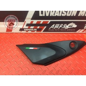 Cache plastique sous selle gauche Ducati 797 Monster 2017 à 2019