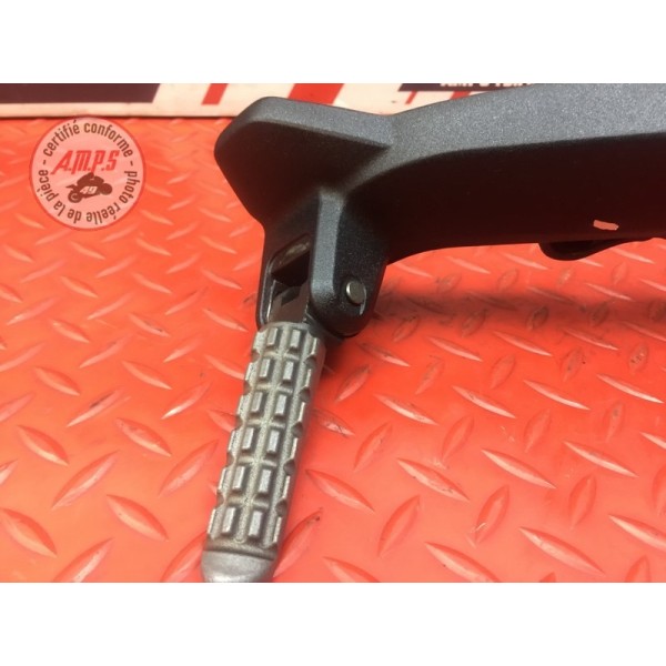 Platine repose pied droite Ducati 797 Monster 2017 à 2019