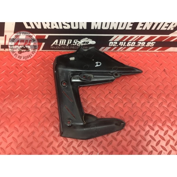Ecope de radiateur droit Triumph 675 Street Triple R 2007 à 2010