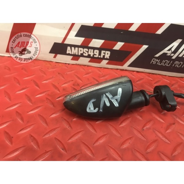 Clignotant avant droit pour pieces Triumph 675 Street Triple R 2007 à 2010