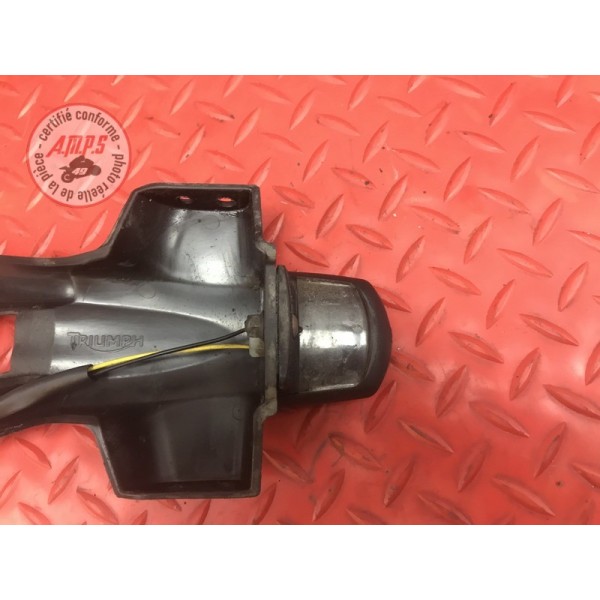 Support de lumière de plaque Triumph 675 Street Triple R 2007 à 2010