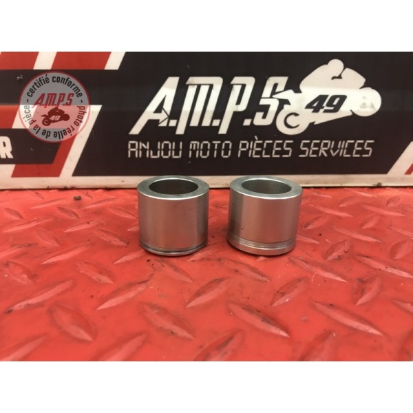 Entretoise de roue avant Triumph 675 Street Triple R 2007 à 2010