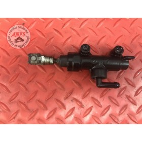 Maitre cylindre de frein arriere 