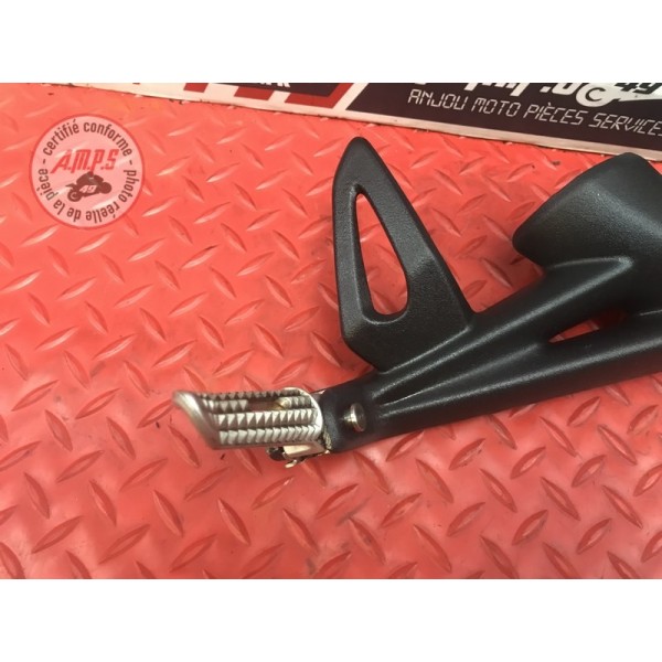 Platine repose pied passager droite Triumph 675 Street Triple R 2007 à 2010