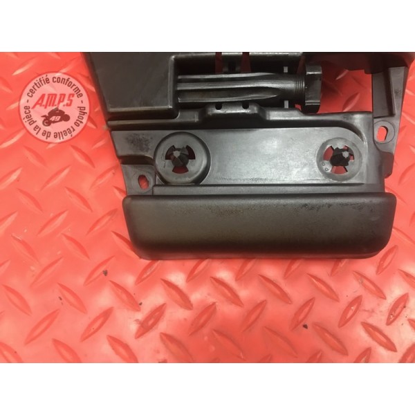 Cache relais et fusible droit BMW 1800 R 18 Roctane 2023 à 2025