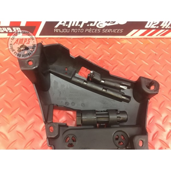 Cache relais et fusible droit BMW 1800 R 18 Roctane 2023 à 2025