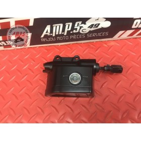 Maitre cylindre de frein arriere 