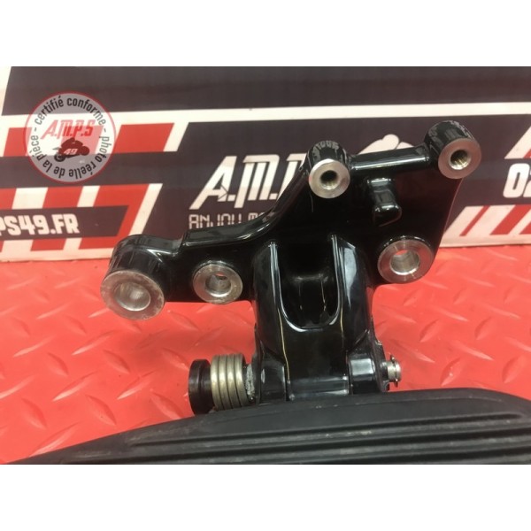 Platine repose pied droite BMW 1800 R 18 Roctane 2023 à 2025