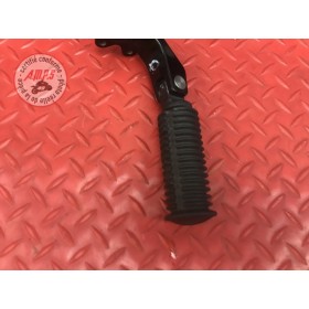 Repose pied arrière droit 