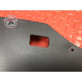 Cache inférieur de tete de fourche gauche 