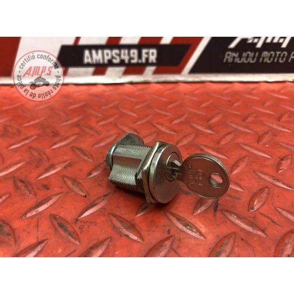 Serrure de vide poche Triumph 1050 Sprint ST 2005 à 2010