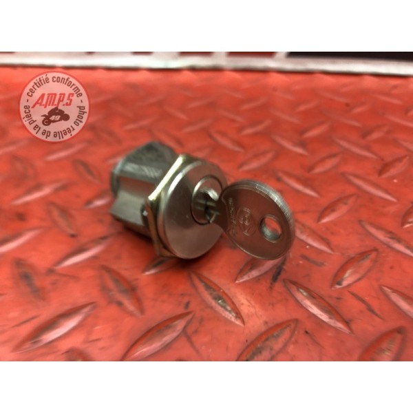 Serrure de vide poche Triumph 1050 Sprint ST 2005 à 2010