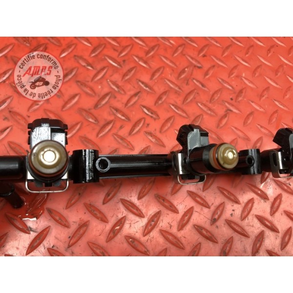 Rail d'injecteur Triumph 1050 Sprint ST 2005 à 2010