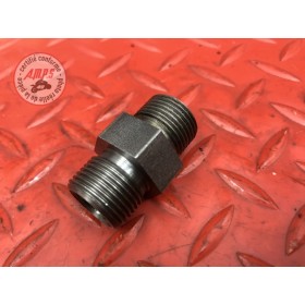 Support de filtre a huile 